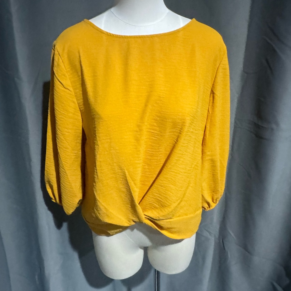 Misia ladies NWT size M yellow in color blouse